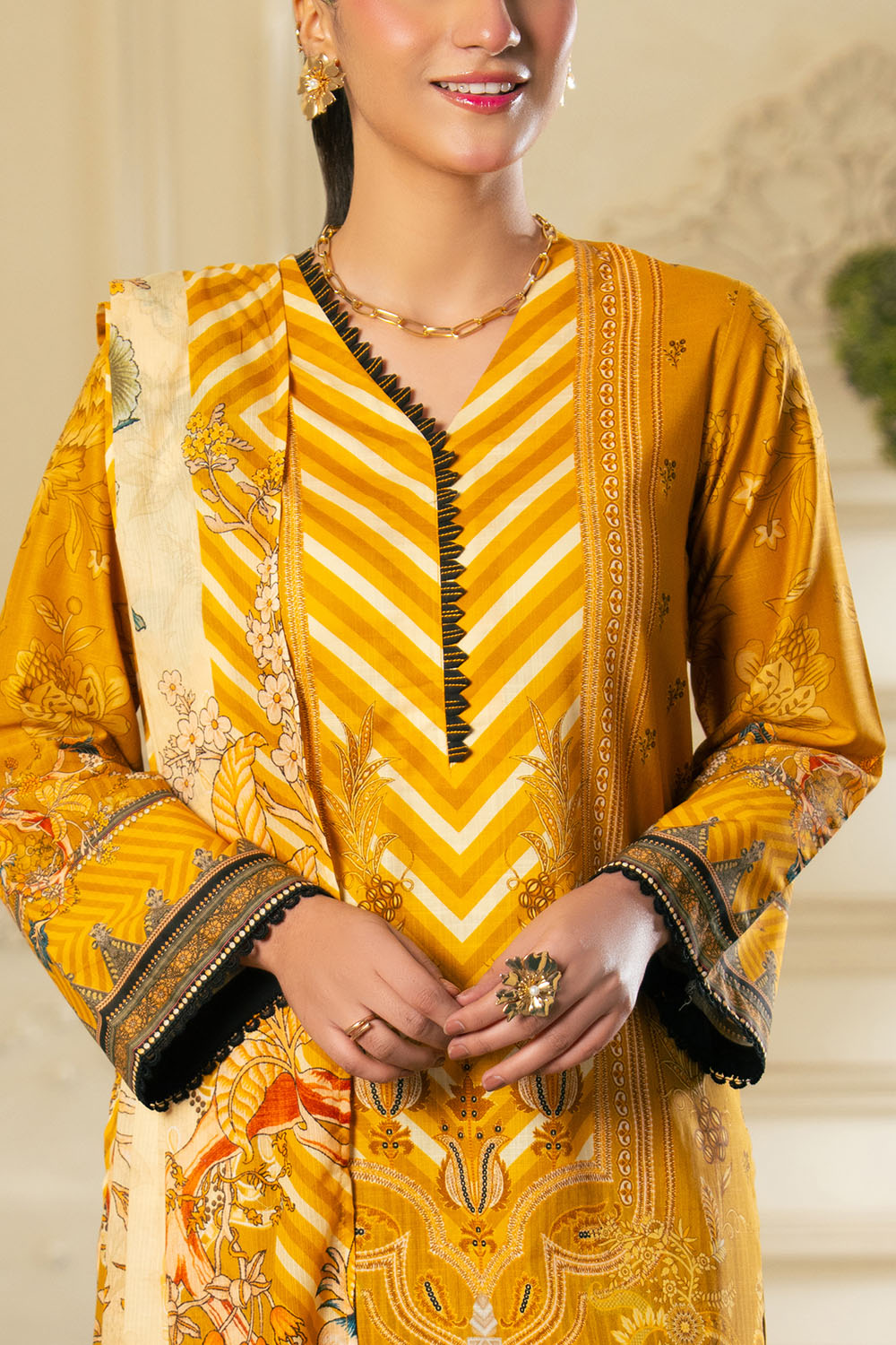 Gul Ahmed 3PC Printed Cross Hatch Lawn Suit