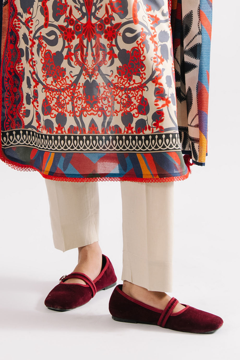 Agha Noor 3PC Printed Lawn Suit with Dupatta