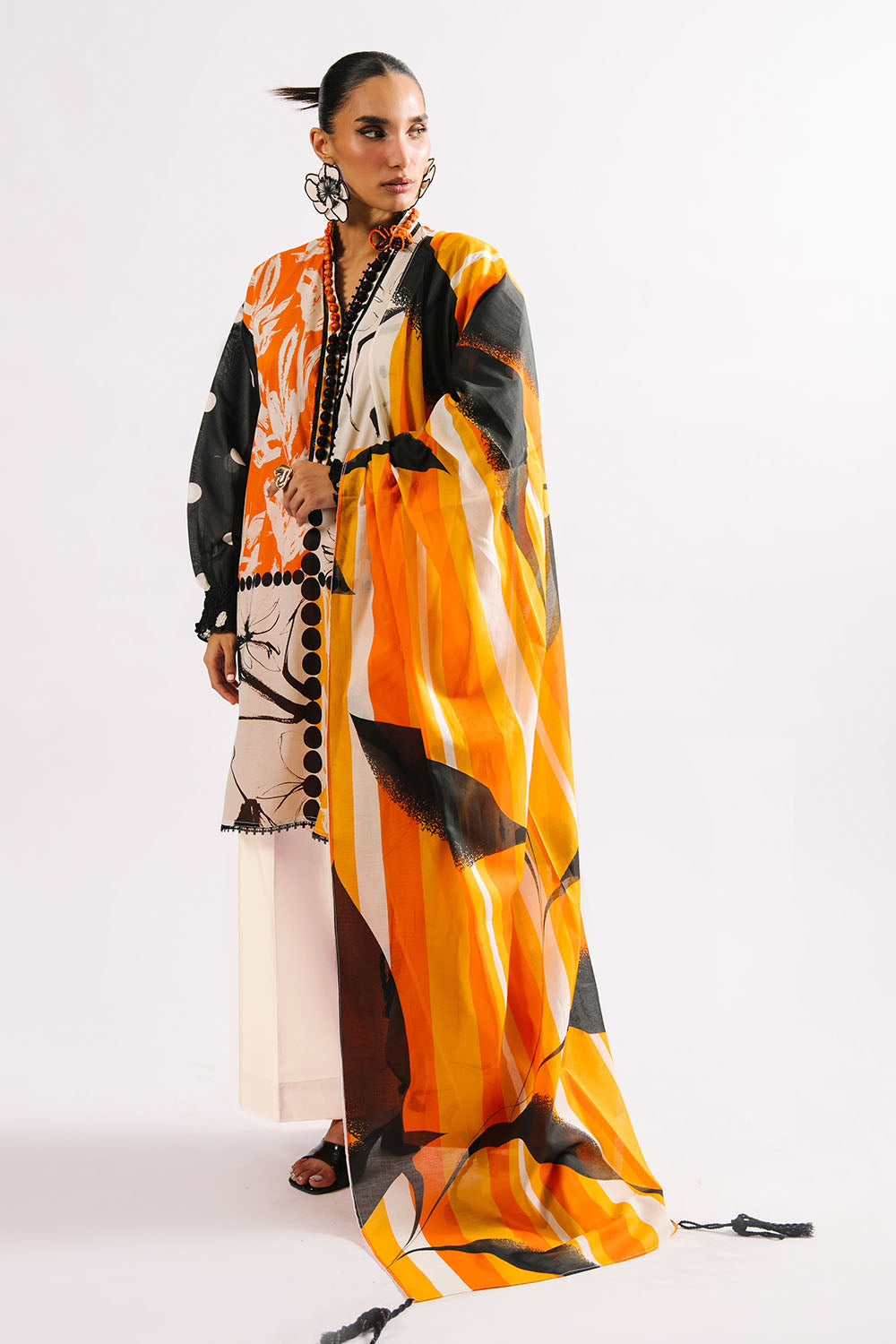 Agha Noor 3PC Printed Lawn Suit with Dupatta