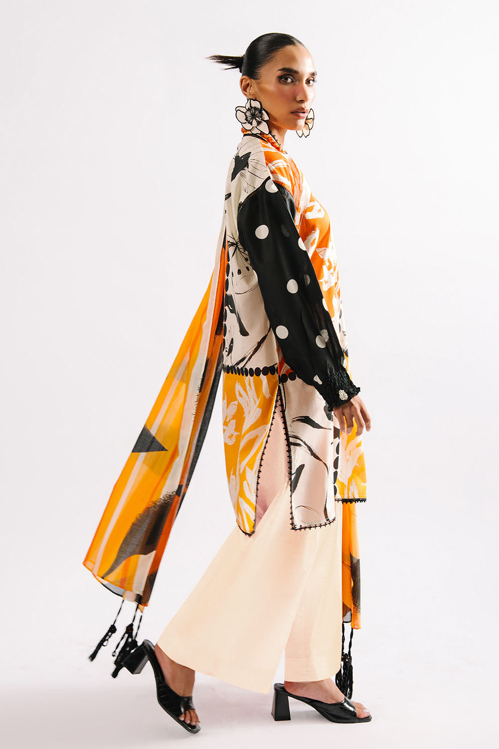 Agha Noor 3PC Printed Lawn Suit with Dupatta