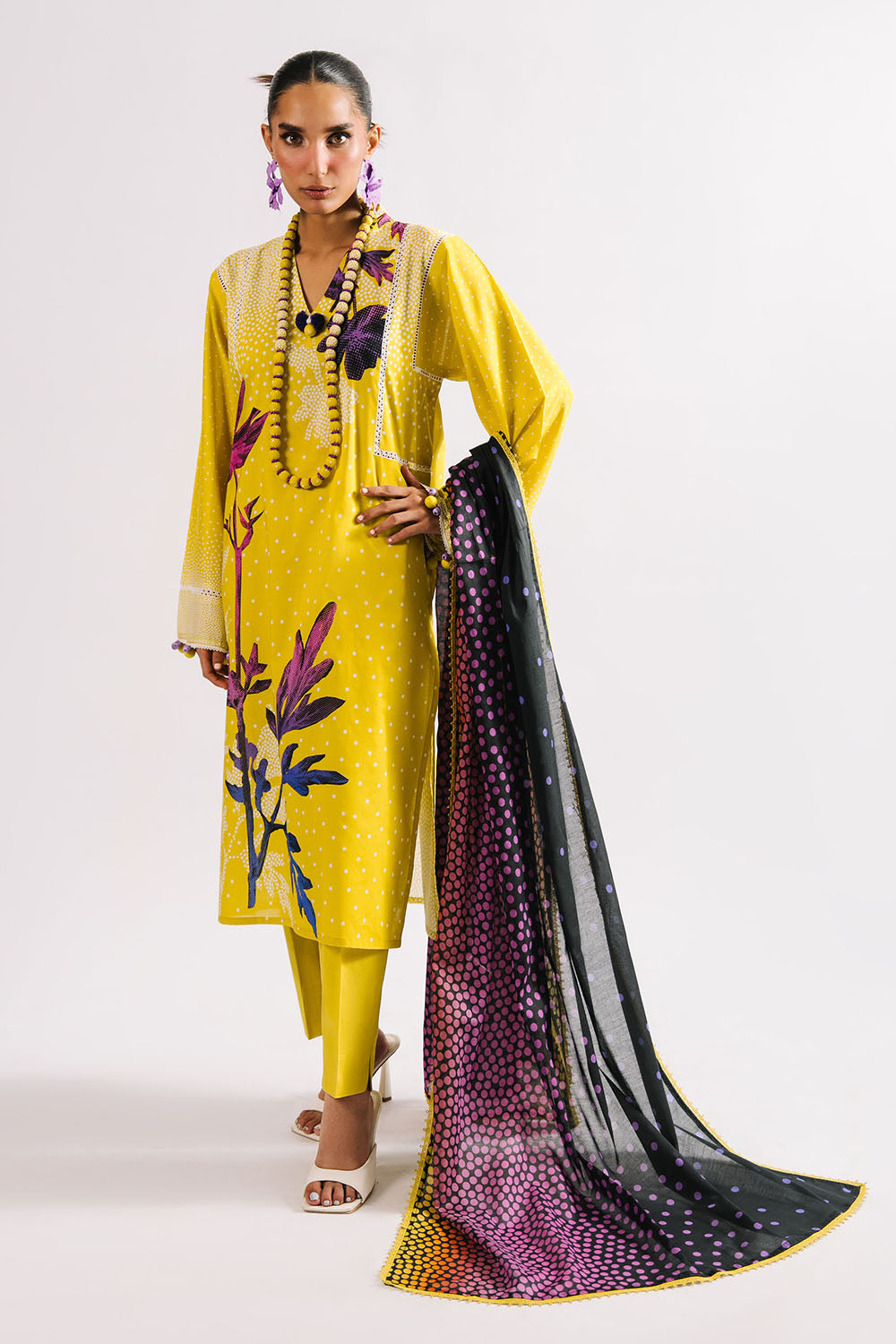 Agha Noor 3PC Printed Lawn Suit with Dupatta