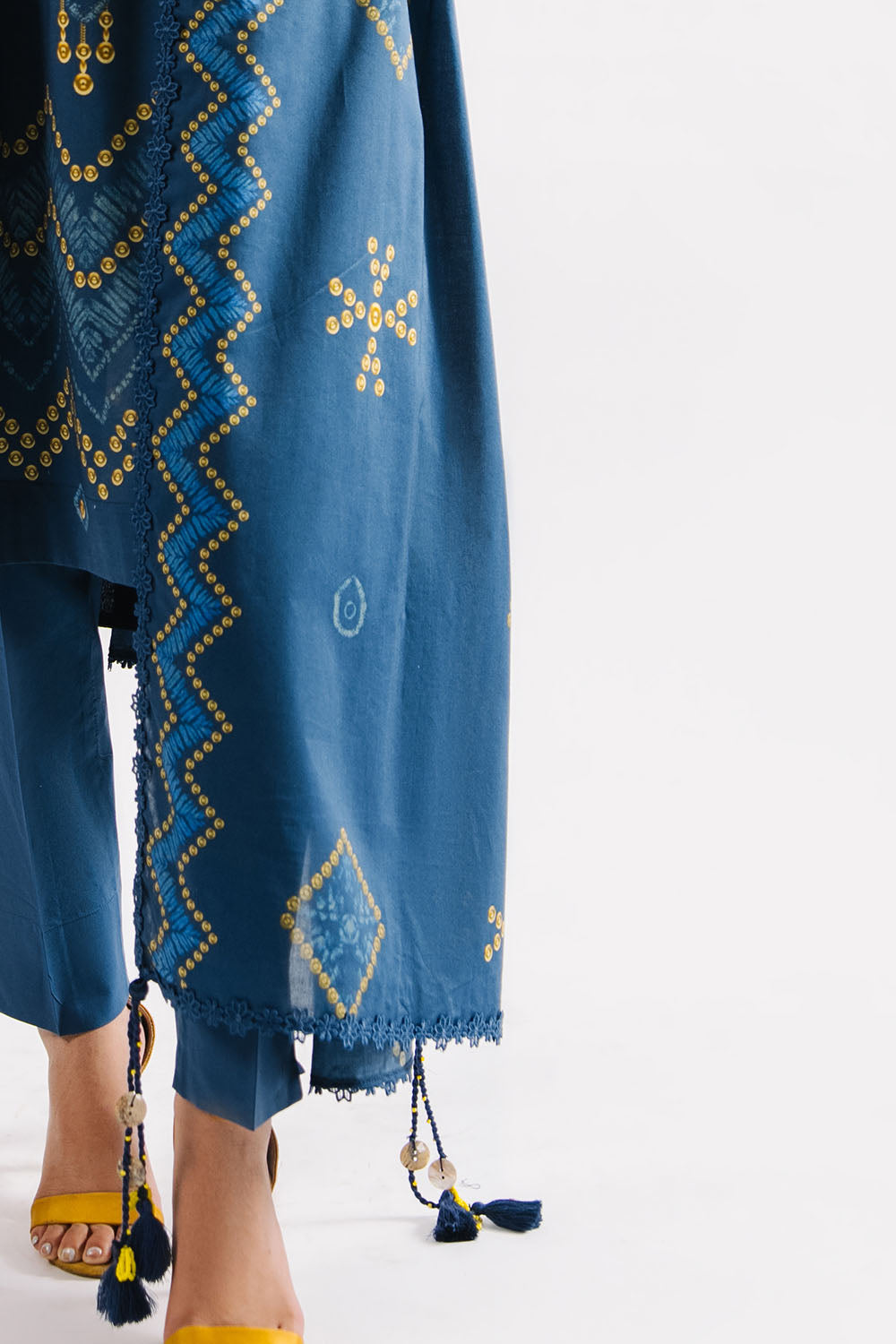 Agha Noor 3PC Printed Lawn Suit with Dupatta